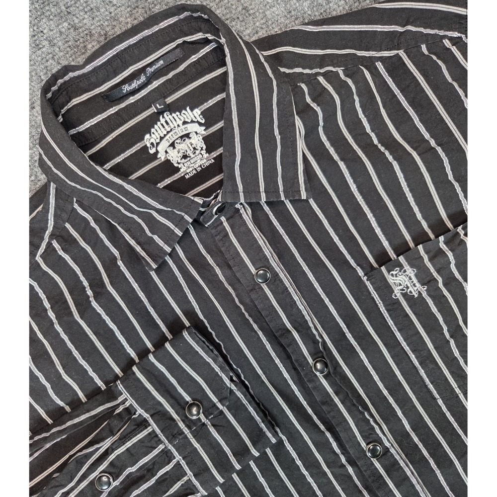 Southpole Shirt Mens Large Black Metalic Stripes Pearl Snap Long Sleeve Premium